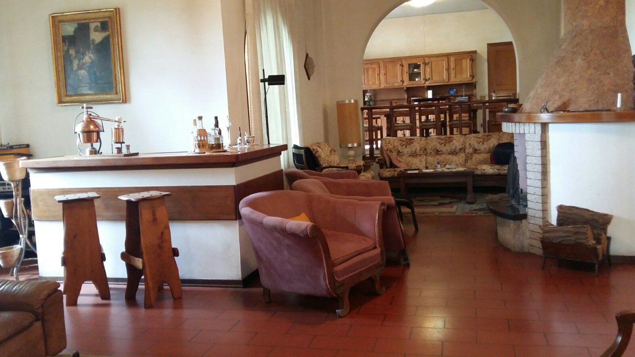 Vendita villa in città Montecatini-Terme Toscana foto 6